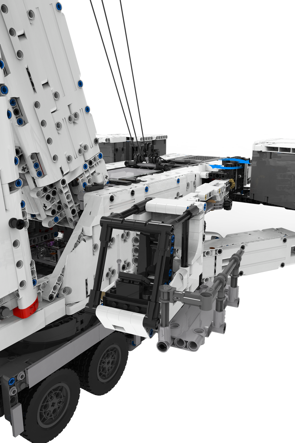 Ultimate Liebherr LTM 11200 Remote Controlled Crane - Image 9